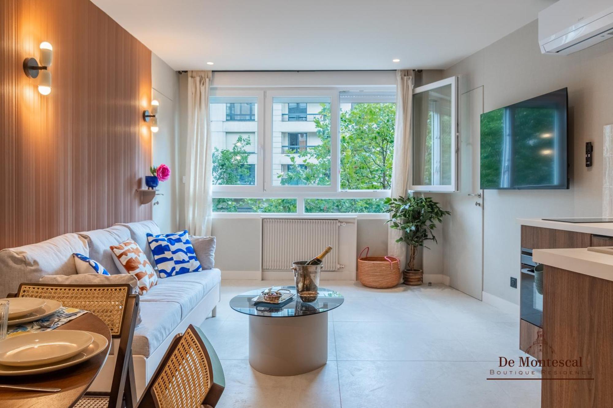 De Montescal Montparnasse Ac Appartment In A Prime Location 22 -36M2 Paris Exterior foto